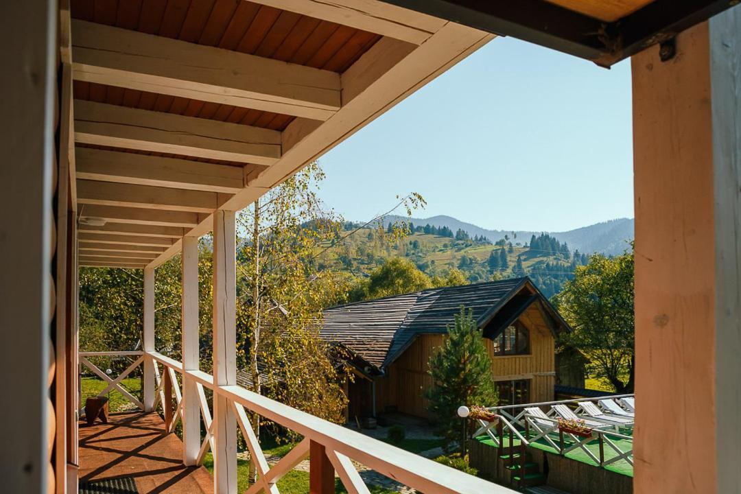 Hotel Gorycvit Verkhniy Yasenov Esterno foto