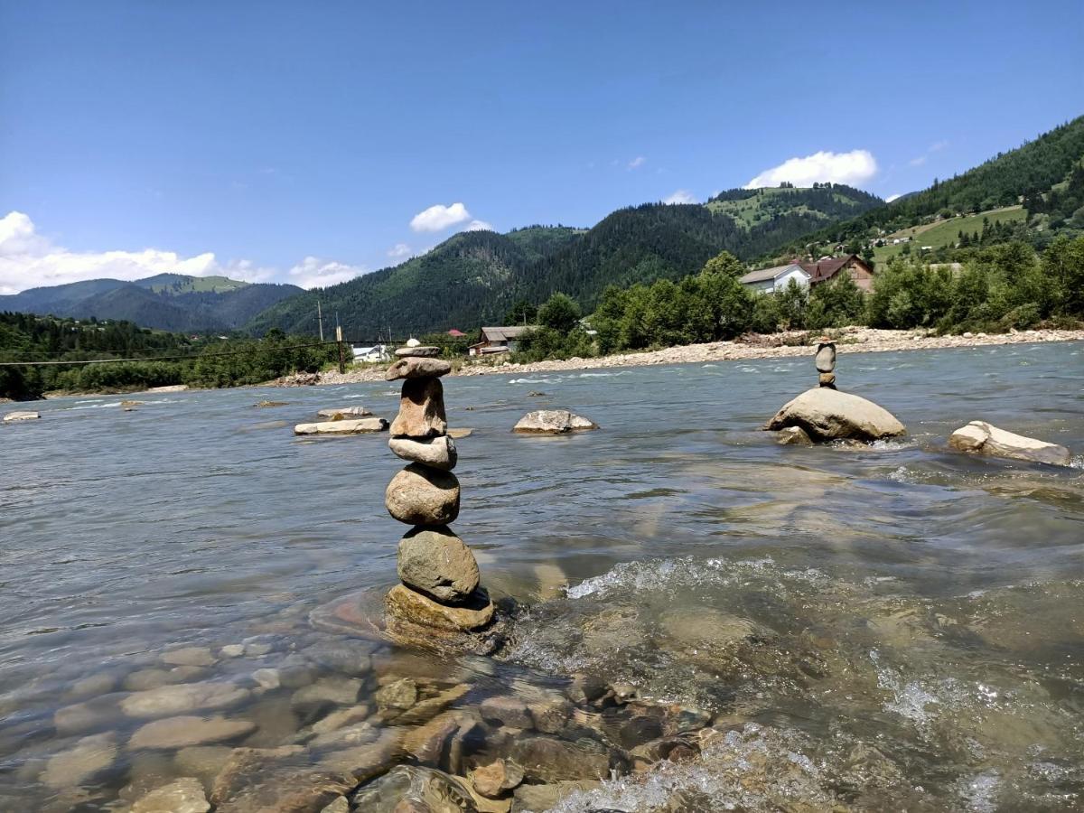 Hotel Gorycvit Verkhniy Yasenov Esterno foto