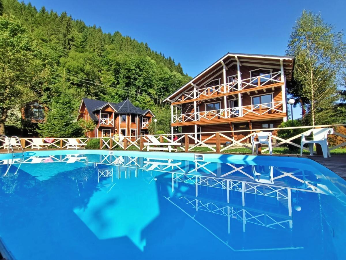 Hotel Gorycvit Verkhniy Yasenov Esterno foto