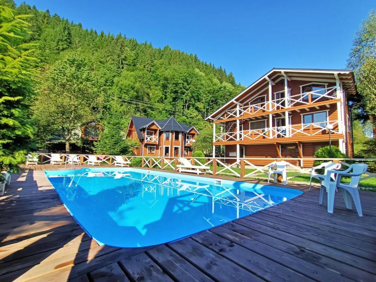 Hotel Gorycvit Verkhniy Yasenov Esterno foto