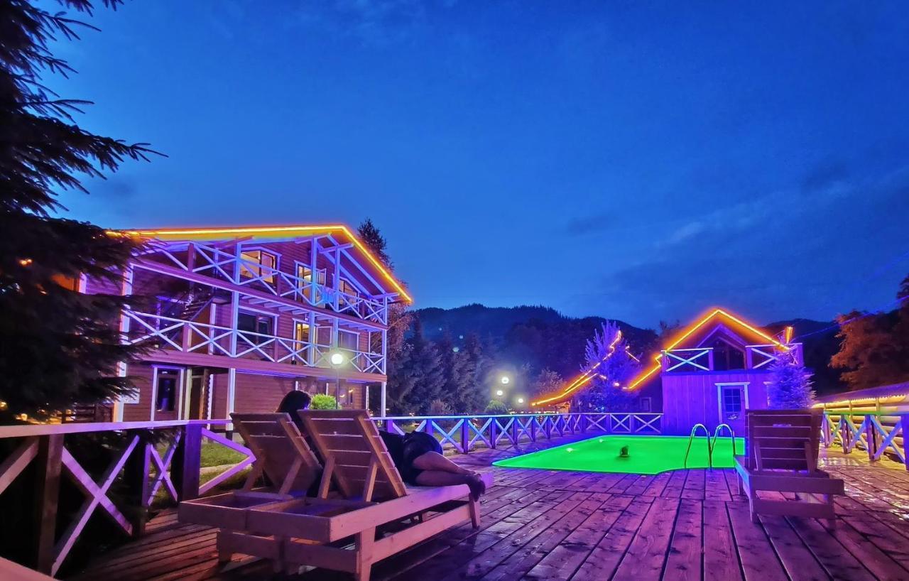 Hotel Gorycvit Verkhniy Yasenov Esterno foto