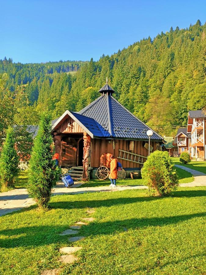 Hotel Gorycvit Verkhniy Yasenov Esterno foto