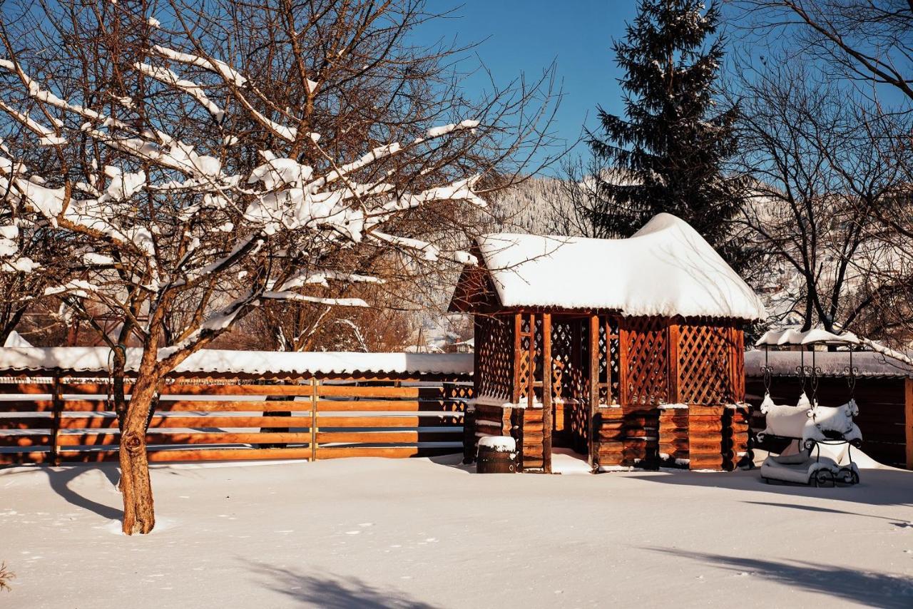 Hotel Gorycvit Verkhniy Yasenov Esterno foto
