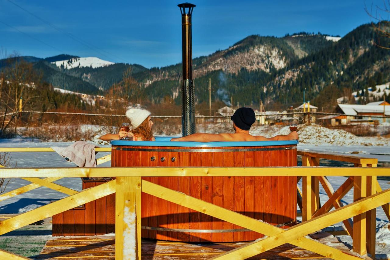 Hotel Gorycvit Verkhniy Yasenov Esterno foto
